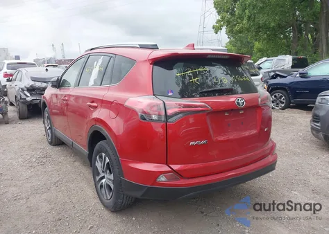 2017 Toyota Rav4 Le z USA, uszkodzony, nr VIN JTMZFREV5HJ112152